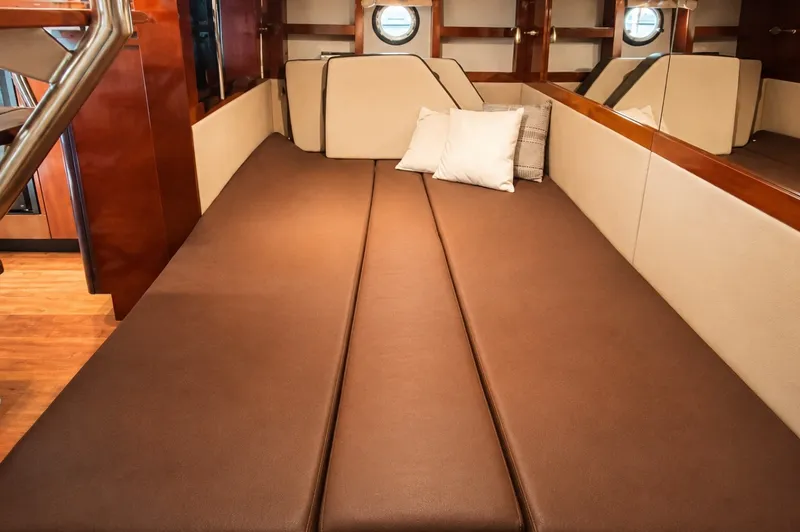 Slide: The Image of Sea Ray Sundancer 350 2014 - 6654231