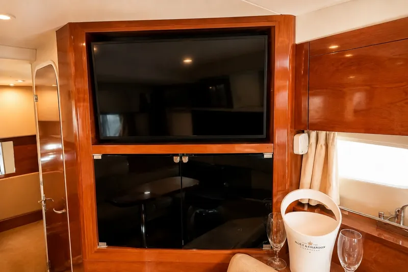 Slide: The Image of Sea Ray Sundancer 350 2014 - 6654213
