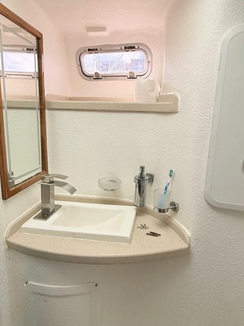 Slide: The Image of Royal Cape Catamarans Majestic 53 2011 - 5705502