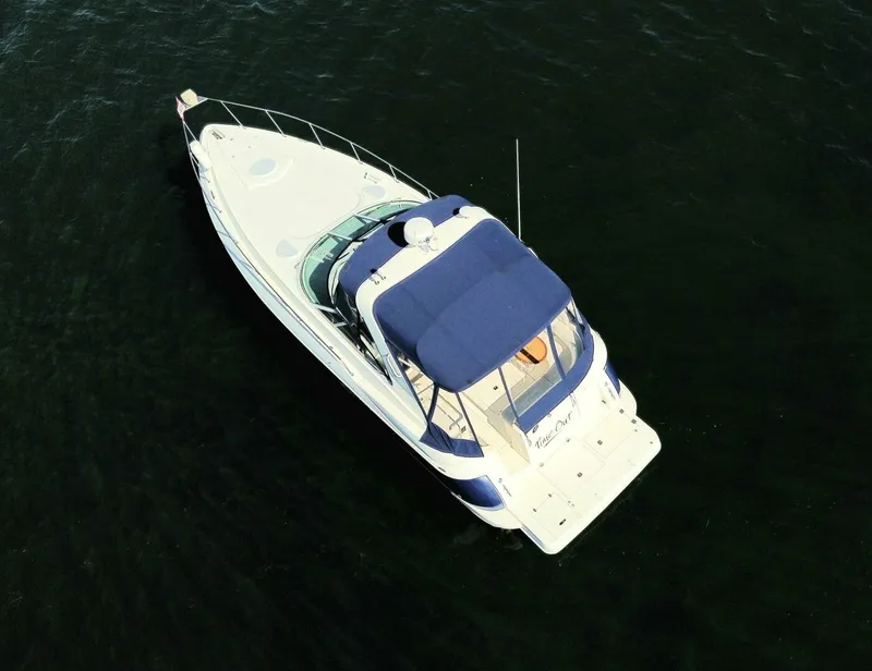 Slide: The Image of Cruisers 370 Express 2004 - 5705649