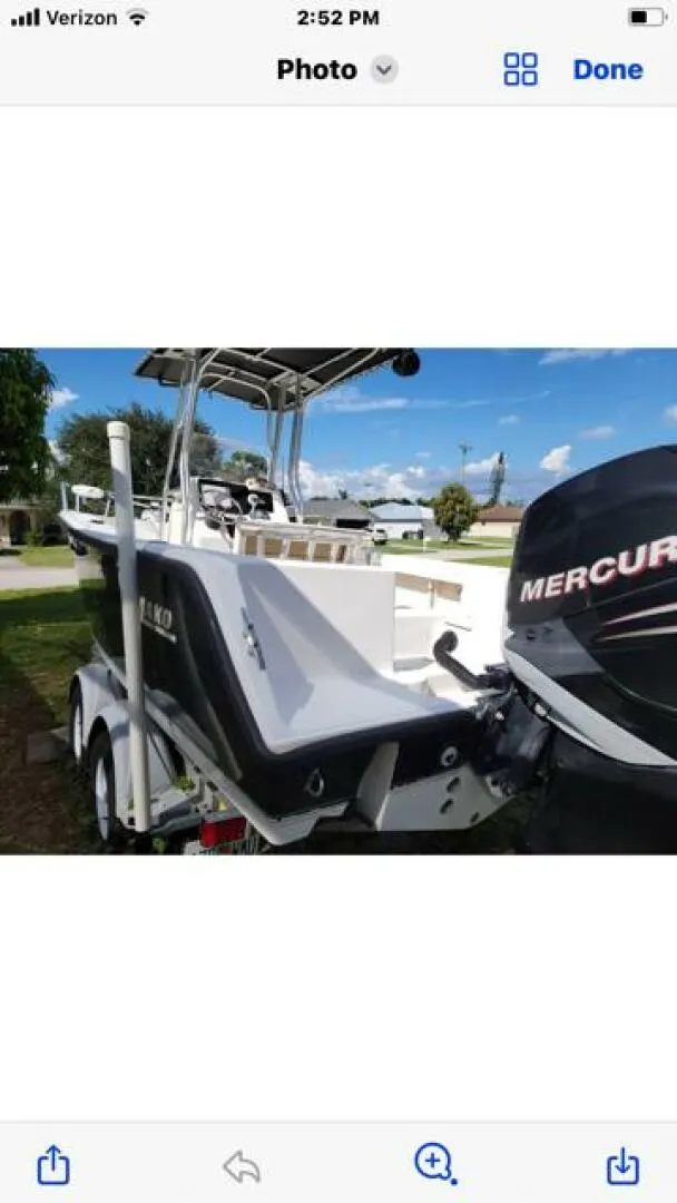 Slide: The Image of Mako 21 2009 - 5707315