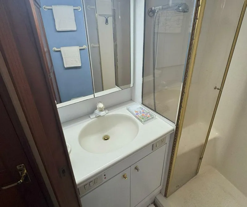 Slide: The Image of Ocean Yachts 48 Super Sport 1997 - 5707018