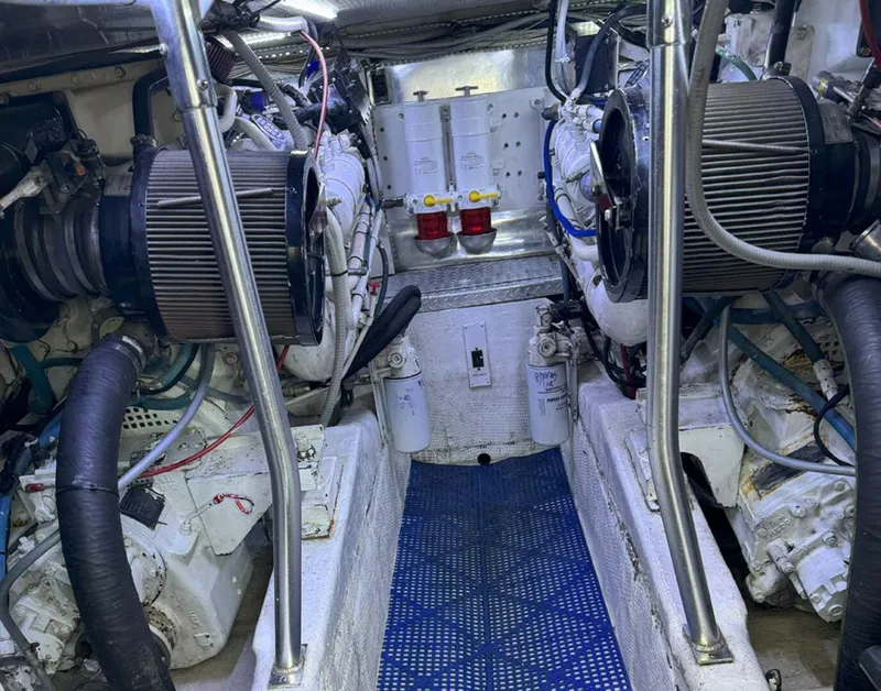 Slide: The Image of Ocean Yachts 48 Super Sport 1997 - 5707049