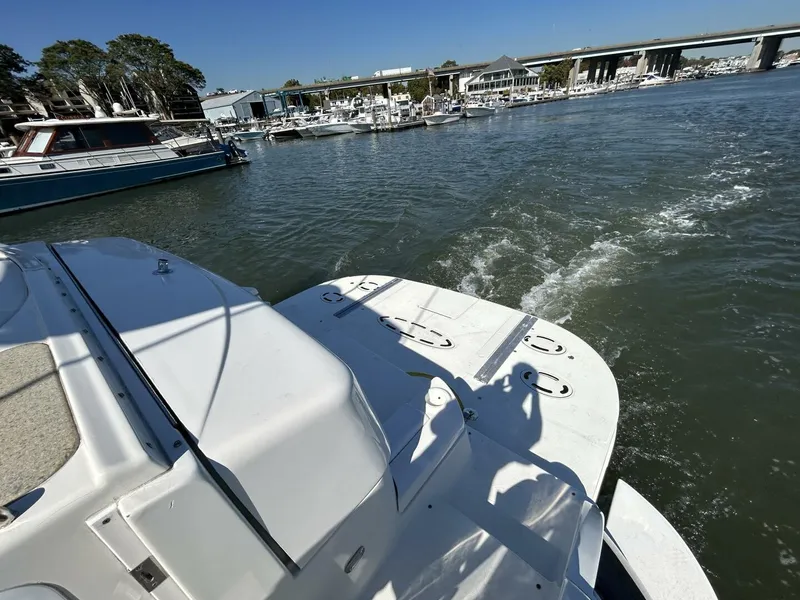 Slide: The Image of Cruisers Yachts 540 Express 2003 - 5707545