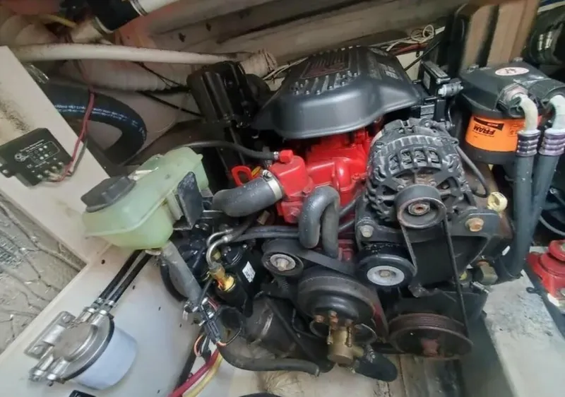 Slide: The Image of Cruisers 310 Express 2007 - 5707570