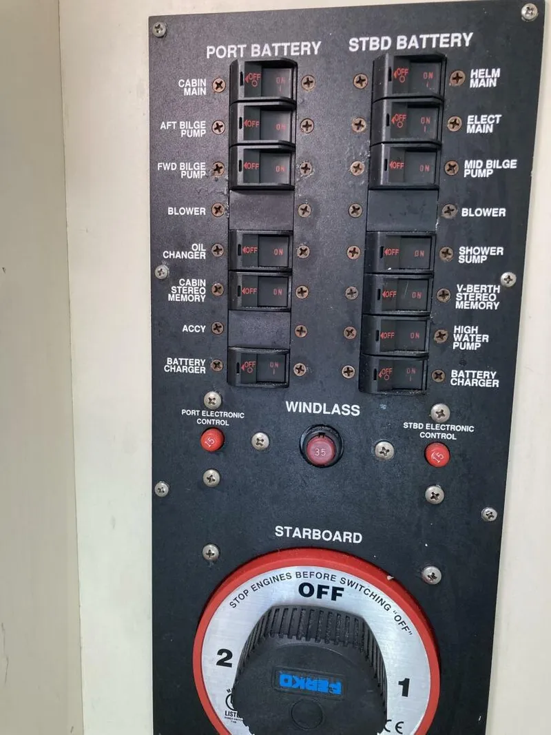 Slide: The Image of Luhrs 280 Express Open 2006 - 5711003