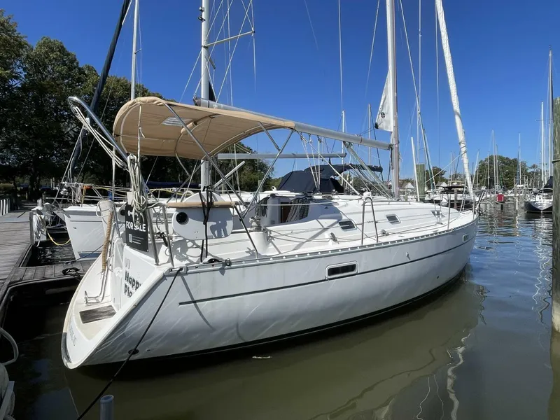 Slide: The Image of Beneteau 331 2004 - 5707708