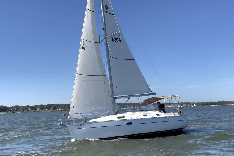 Slide: The Image of Beneteau 331 2004 - 5707695