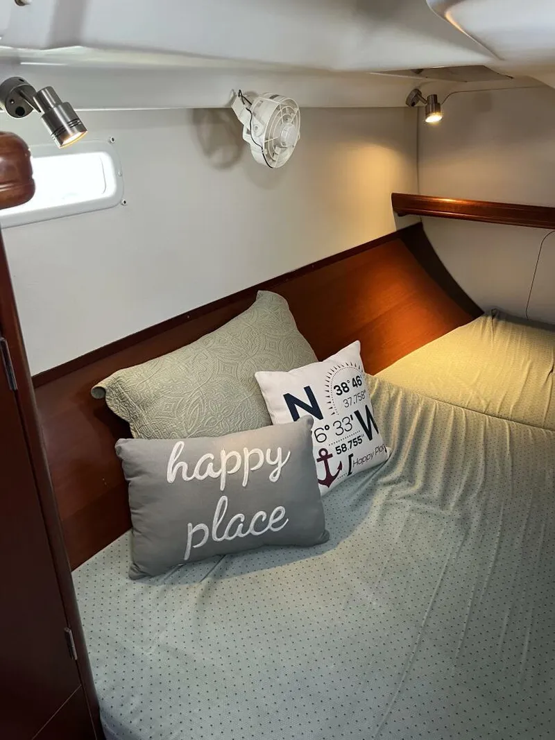 Slide: The Image of Beneteau 331 2004 - 5707721