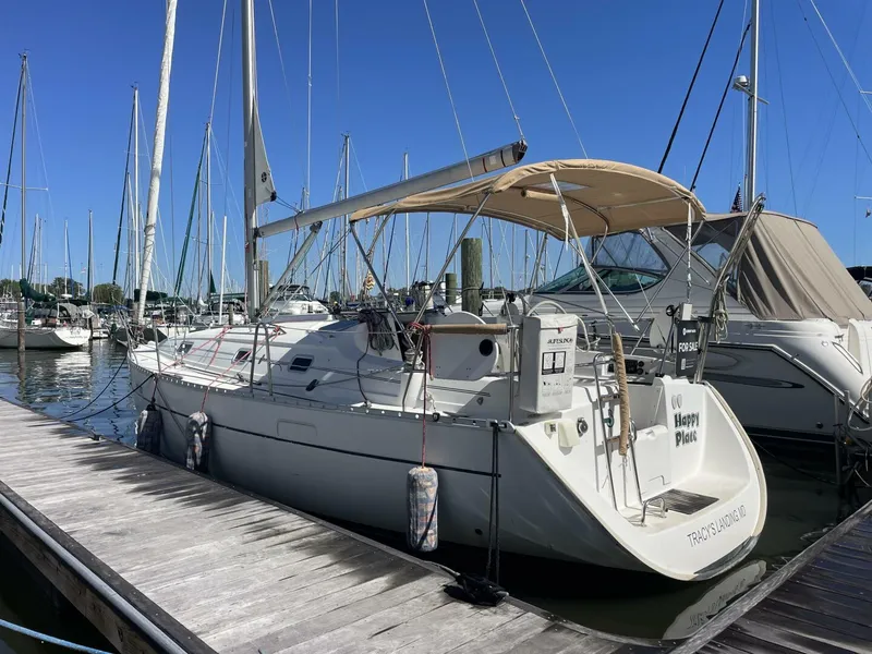 Slide: The Image of Beneteau 331 2004 - 5707704