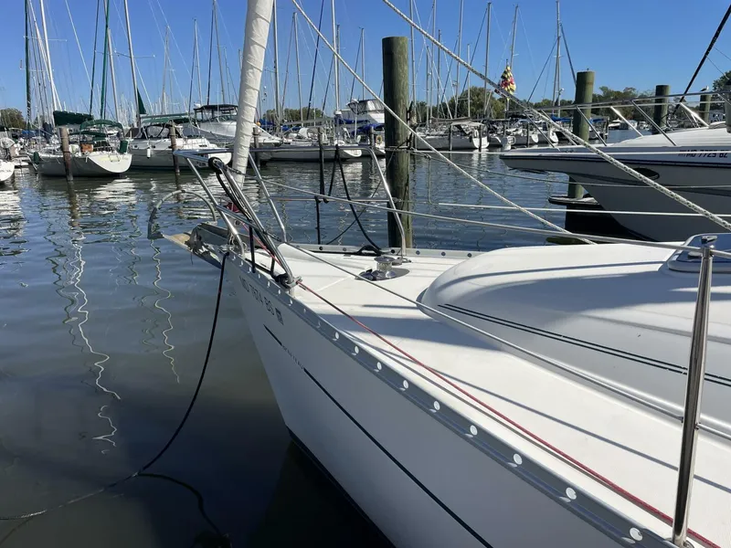 Slide: The Image of Beneteau 331 2004 - 5707702