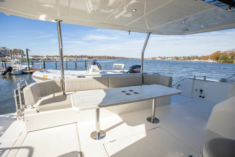 Slide: The Image of Aquila 54 Yacht 2023 - 6028592