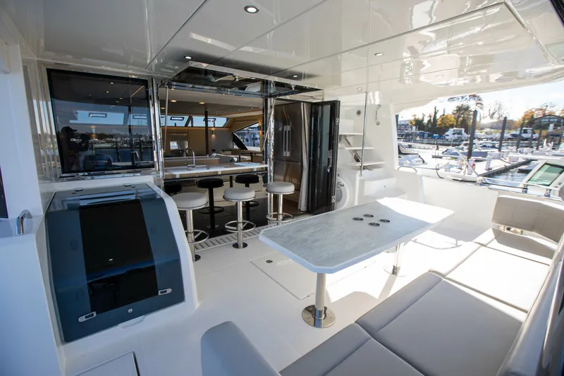 Slide: The Image of Aquila 54 Yacht 2023 - 6028593