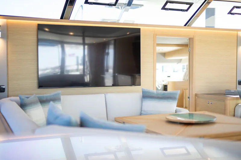 Slide: The Image of Aquila 54 Yacht 2023 - 6028612
