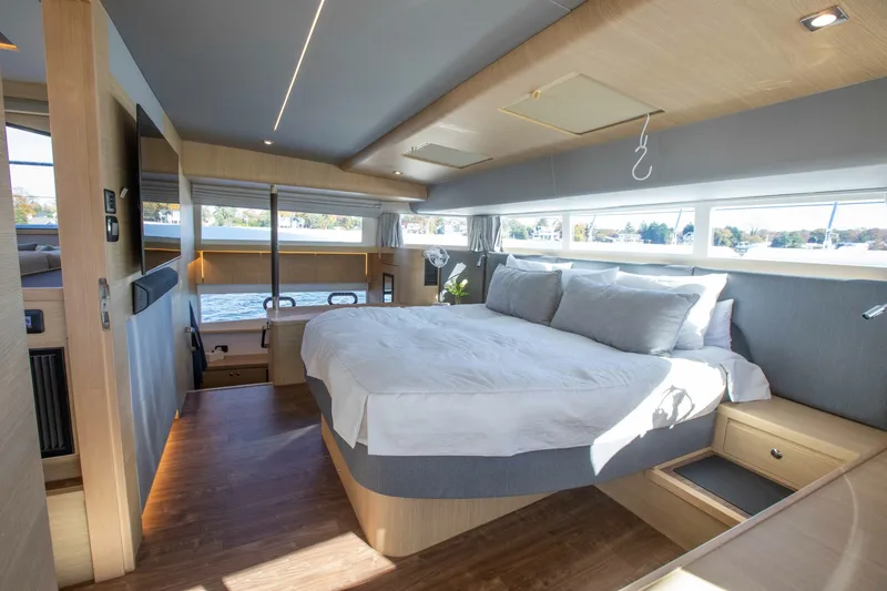 Slide: The Image of Aquila 54 Yacht 2023 - 6028617