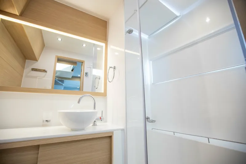 Slide: The Image of Aquila 54 Yacht 2023 - 6028626