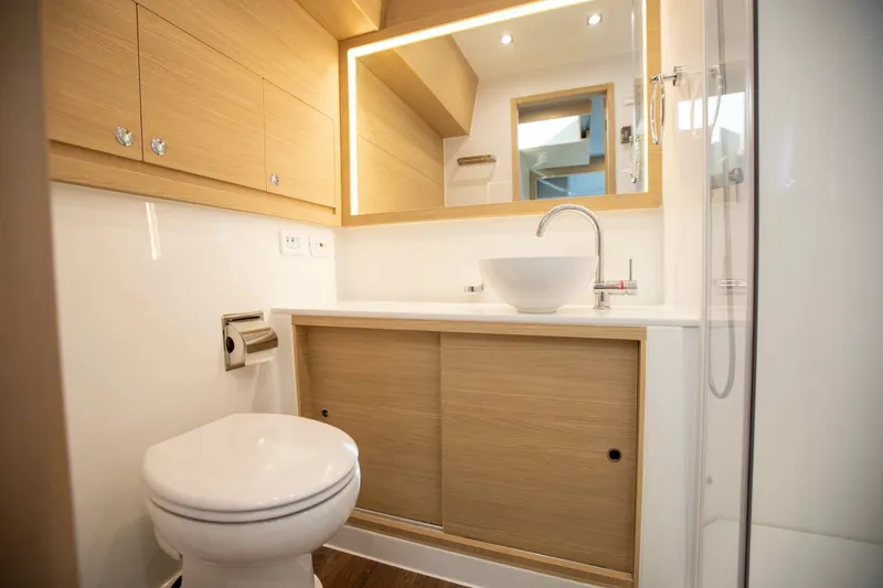 Slide: The Image of Aquila 54 Yacht 2023 - 6028627