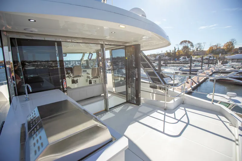 Slide: The Image of Aquila 54 Yacht 2023 - 6028635