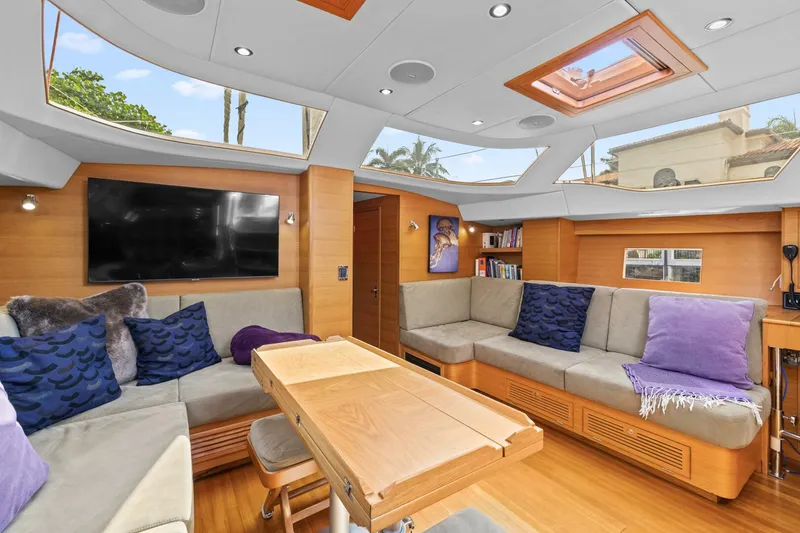 Slide: The Image of Hylas 63 2013 - 5708301