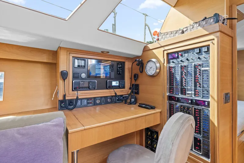 Slide: The Image of Hylas 63 2013 - 5708306