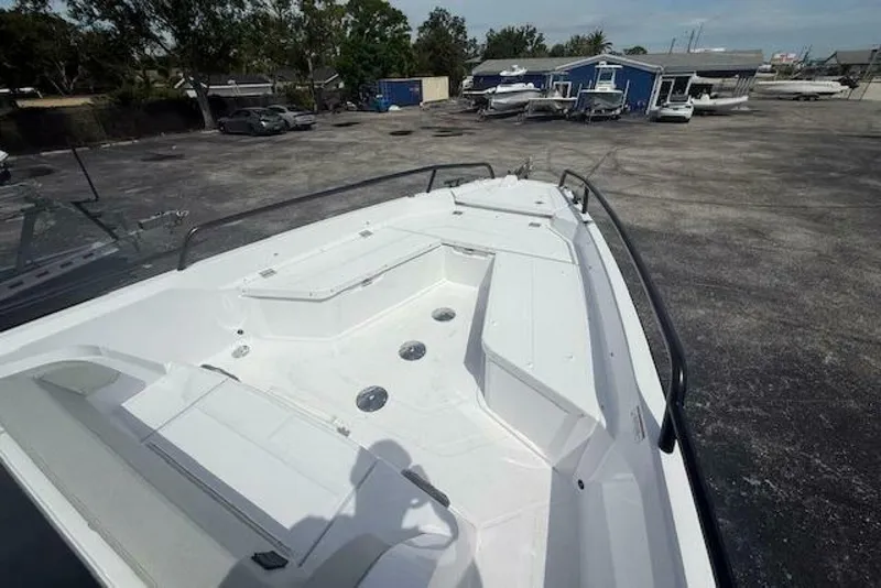 Slide: The Image of Axopar 29 Sun Top 2025 - 5708339