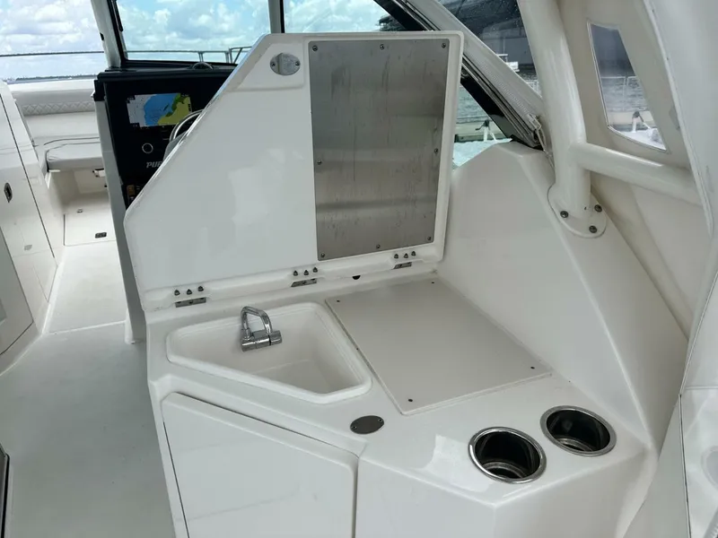 Slide: The Image of Pursuit DC 295 2023 - 5708580