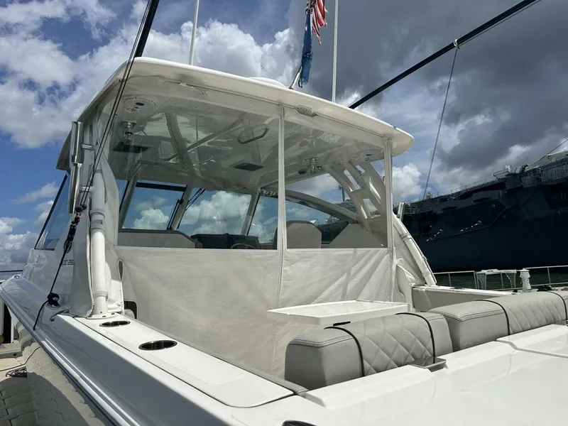 Slide: The Image of Pursuit DC 295 2023 - 5708566