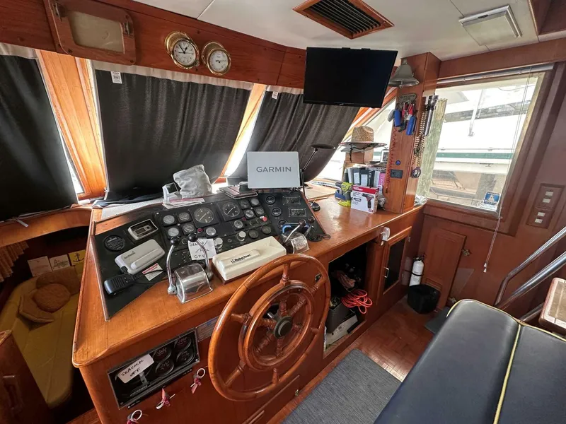 Slide: The Image of 1012 Padraigin Lower Helm - 5786112