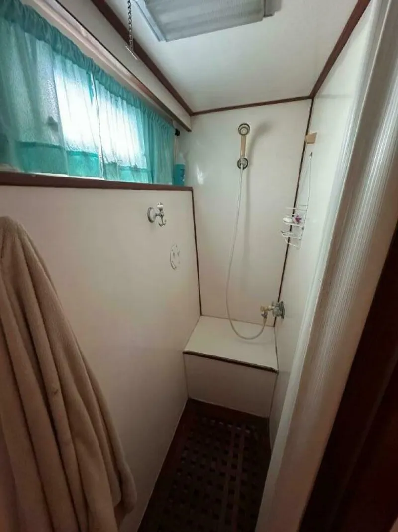 Slide: The Image of 1026 Padraigin Guest Head Shower - 5786131