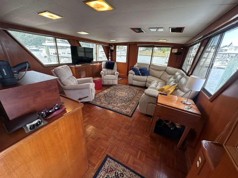 Slide: The Image of 1008 Padraigin Salon - 5786107