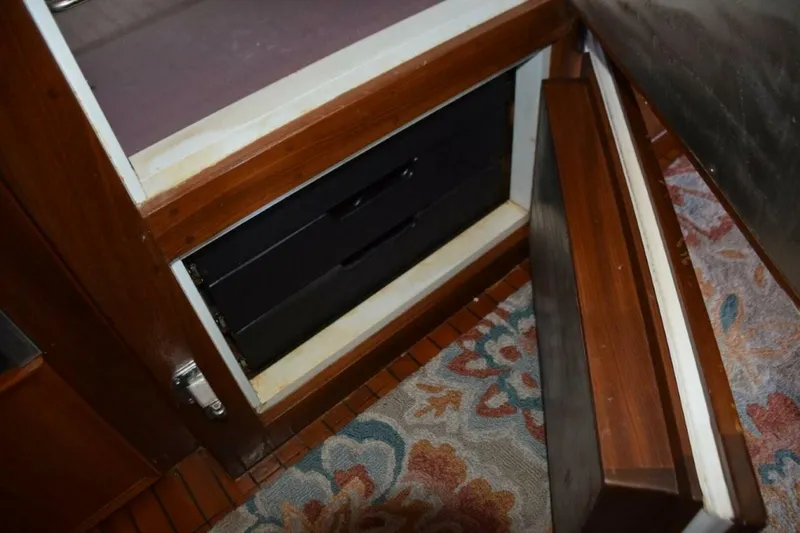 Slide: The Image of Wine Cooler drawers below - 5711487