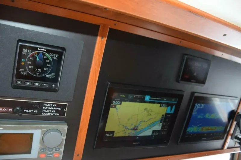 Slide: The Image of New Garmin suite with two 12-inch displays, Autopilot, and data station - 5711497