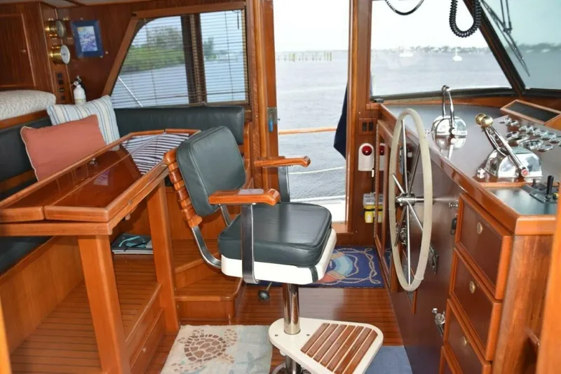 Slide: The Image of View out the Portside pilothouse door - 5711500
