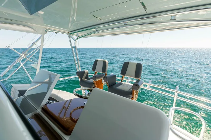 Slide: The Image of 2012 Hatteras 60 GT - 5738041