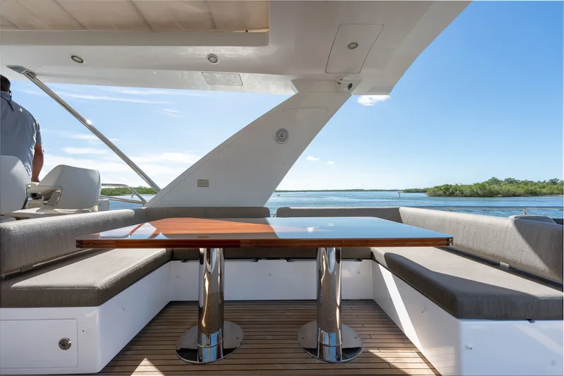 Slide: The Image of Azimut 66 FLY 2018 - 5709202