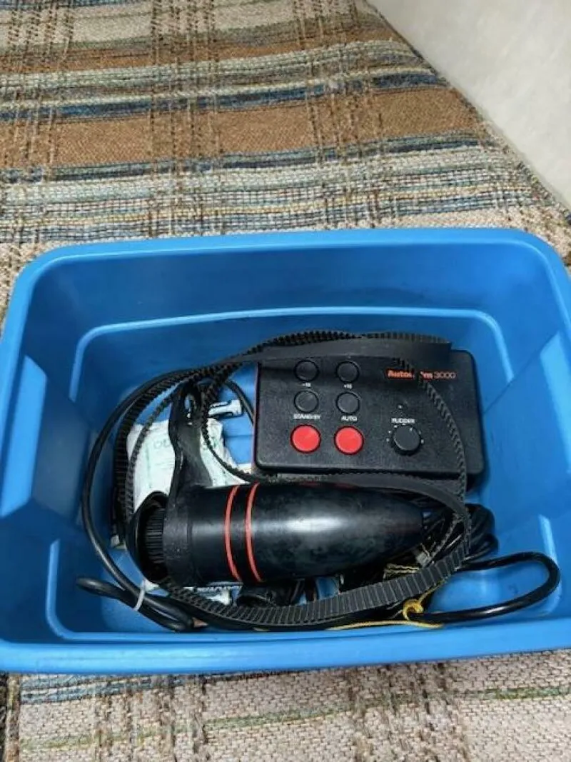 Slide: The Image of Ericson 30 + 1980 - 5712728