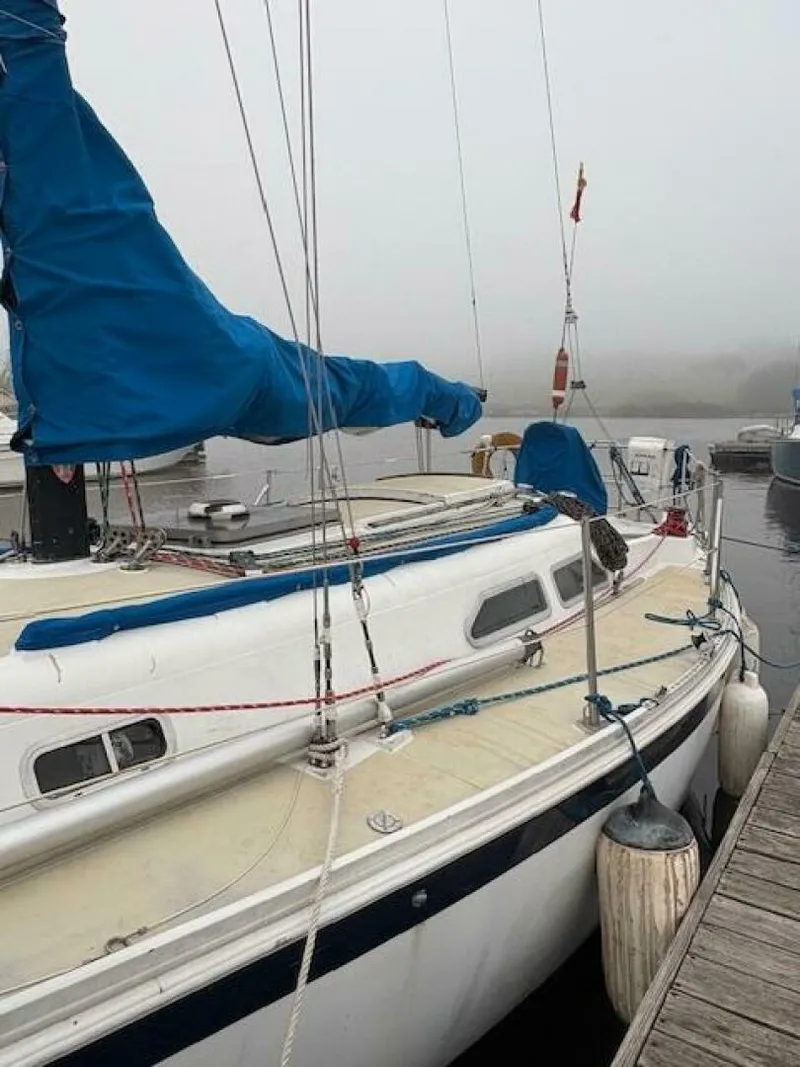 Slide: The Image of Ericson 30 + 1980 - 5712758