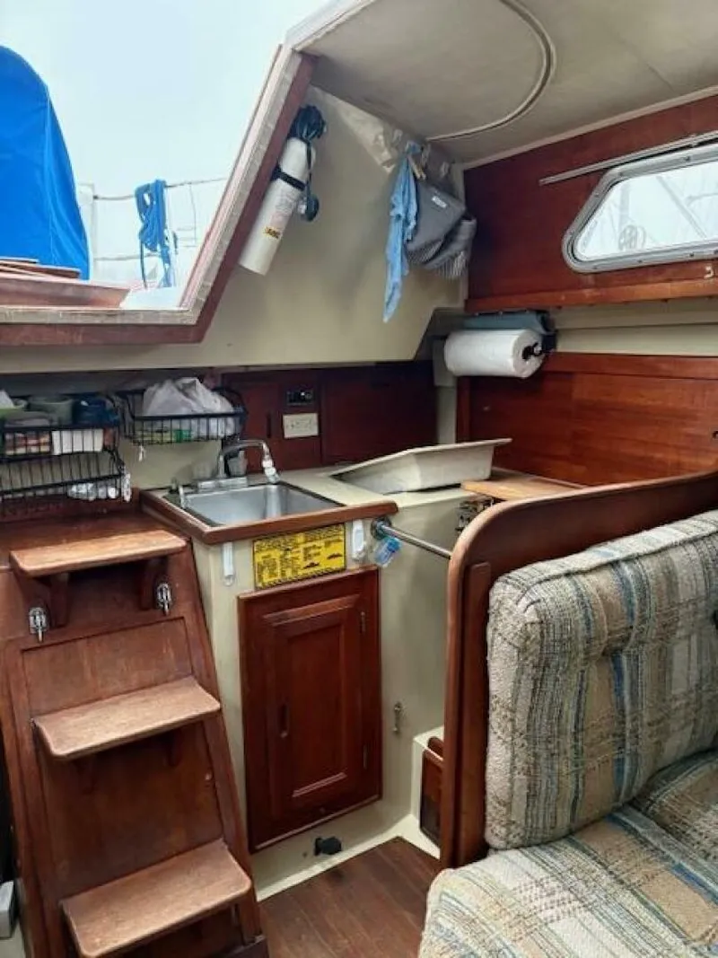 Slide: The Image of Ericson 30 + 1980 - 5712747