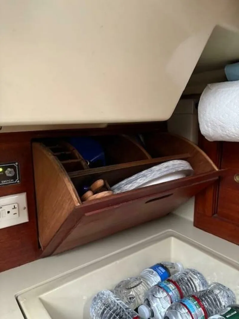 Slide: The Image of Ericson 30 + 1980 - 5712751