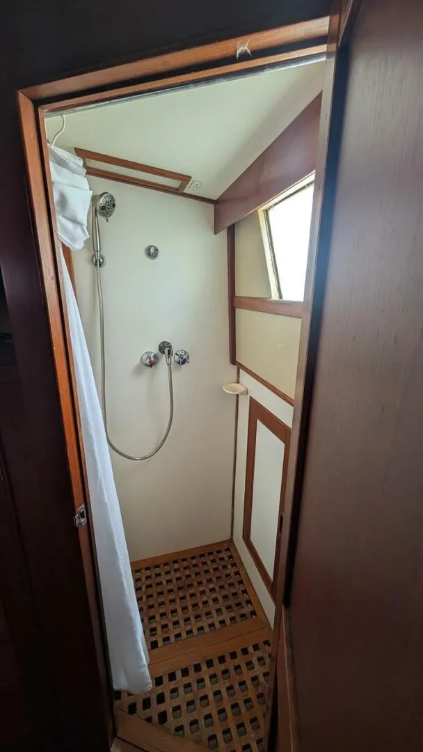 Slide: The Image of Grand Banks 42 Classic 1983 - 5709286