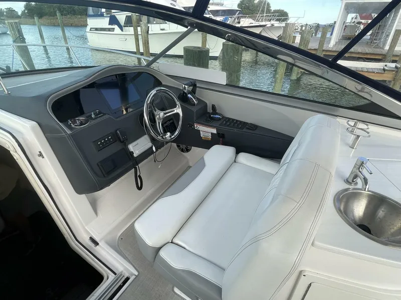 Slide: The Image of Helm - 5711090