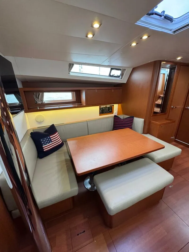 Slide: The Image of Beneteau Oceanis 45 2017 - 5725602