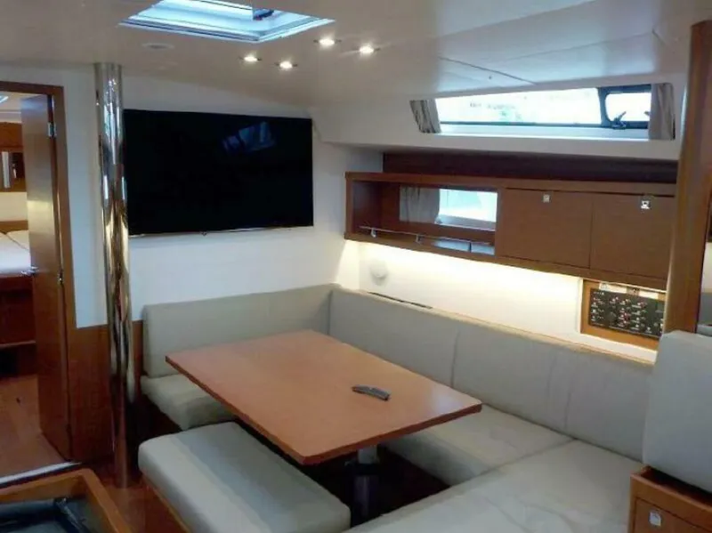 Slide: The Image of Beneteau Oceanis 45 2017 - 5709712