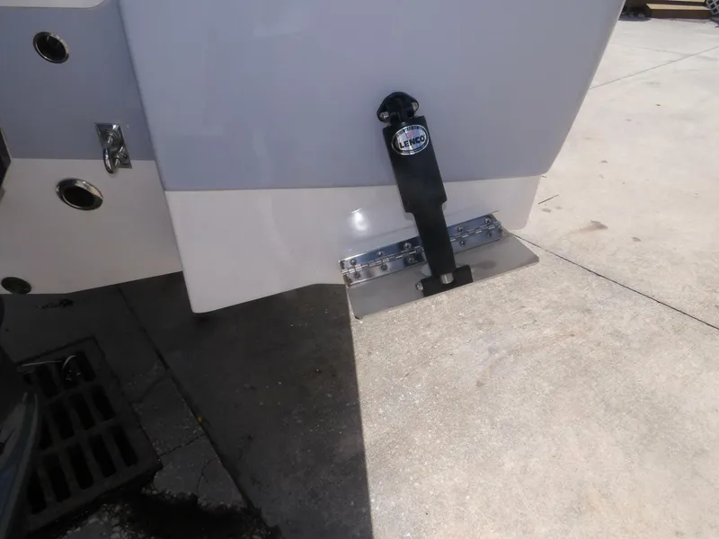 Slide: The Image of Robalo R180 2021 - 5709727