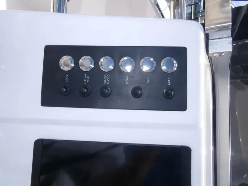 Slide: The Image of Robalo R180 2021 - 5709735