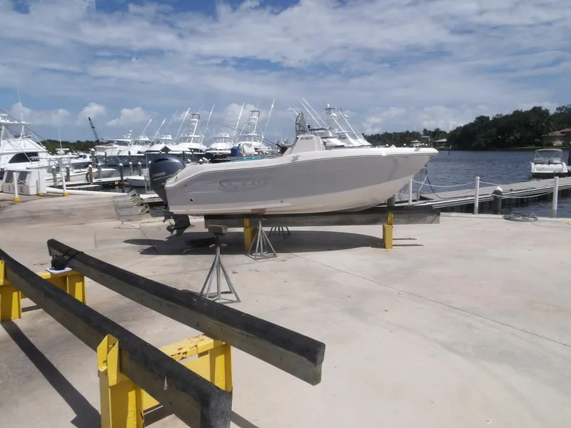 Slide: The Image of Robalo R180 2021 - 5709716