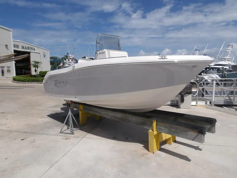 Slide: The Image of Robalo R180 2021 - 5709717