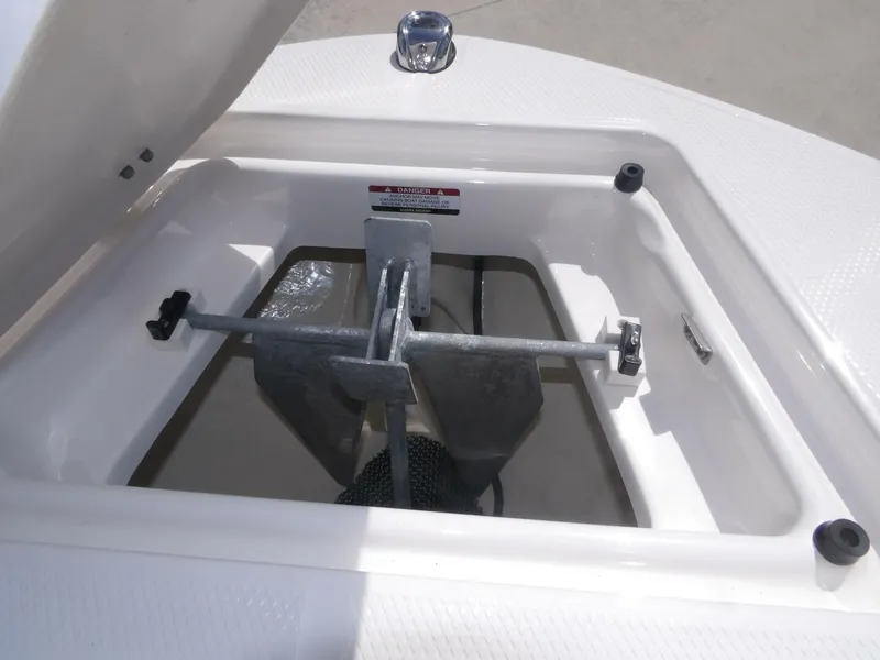 Slide: The Image of Robalo R180 2021 - 5709749