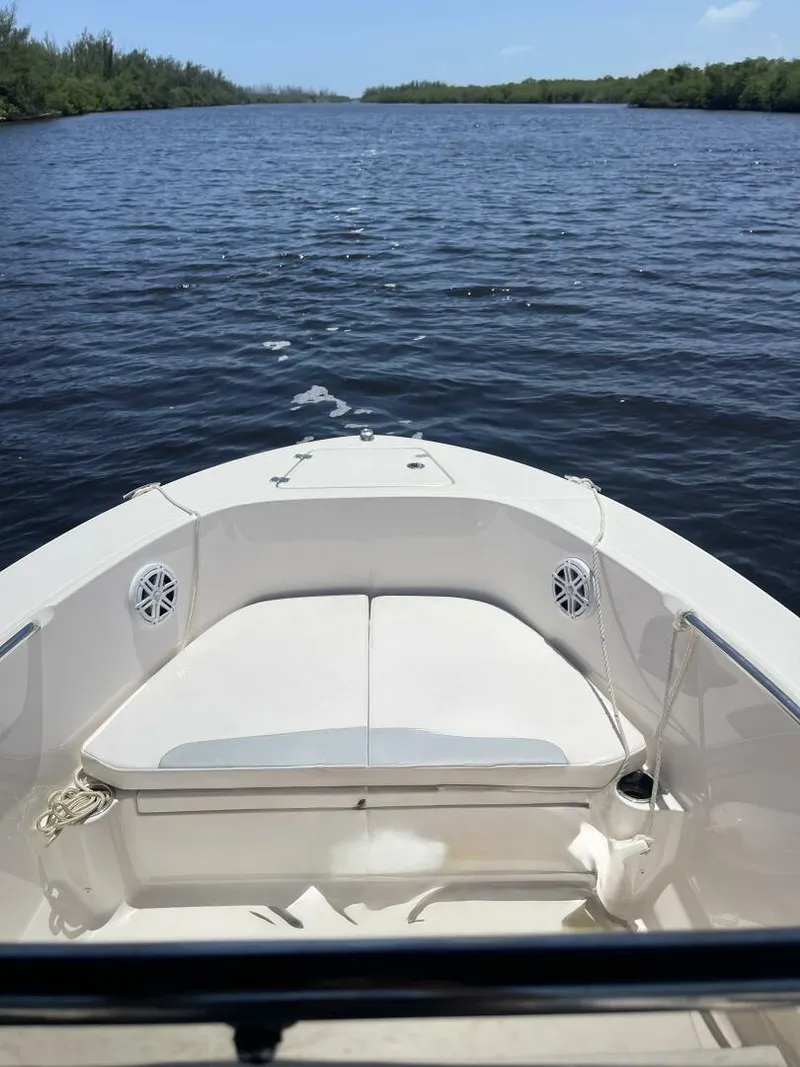 Slide: The Image of Robalo R180 2021 - 5709762