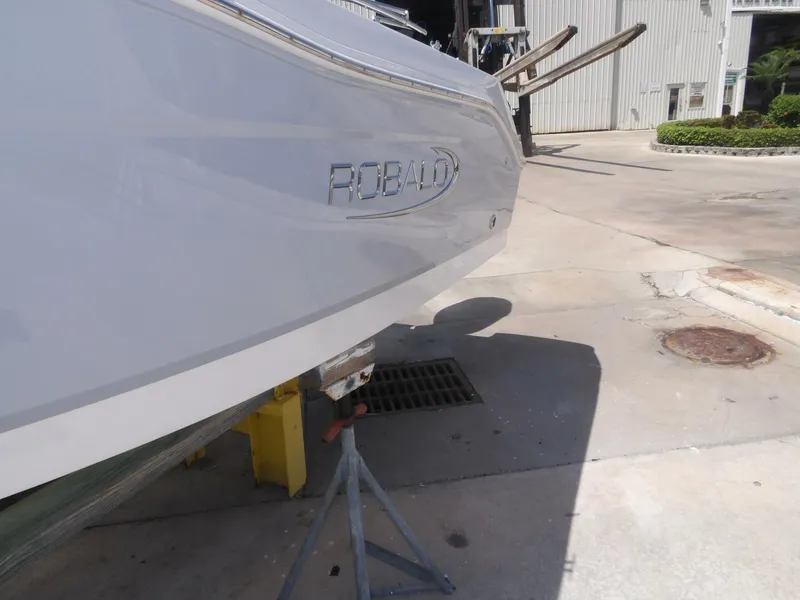 Slide: The Image of Robalo R180 2021 - 5709722